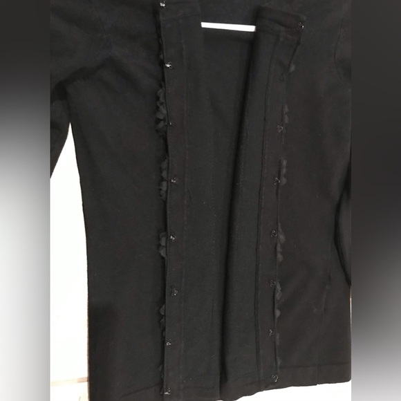 Black Floral Appliqué Cardigan Sweater and Floral Appliqué Crop Top Set - S - Picture 7 of 13